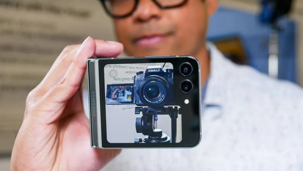 Những tính năng và cải tiến hàng đầu trên Samsung Galaxy Z Flip5 khiến bạn nao lòng