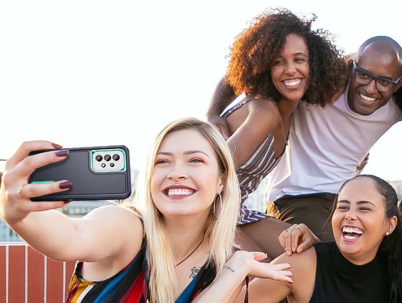 Tự tin thể hiện trước ống kính