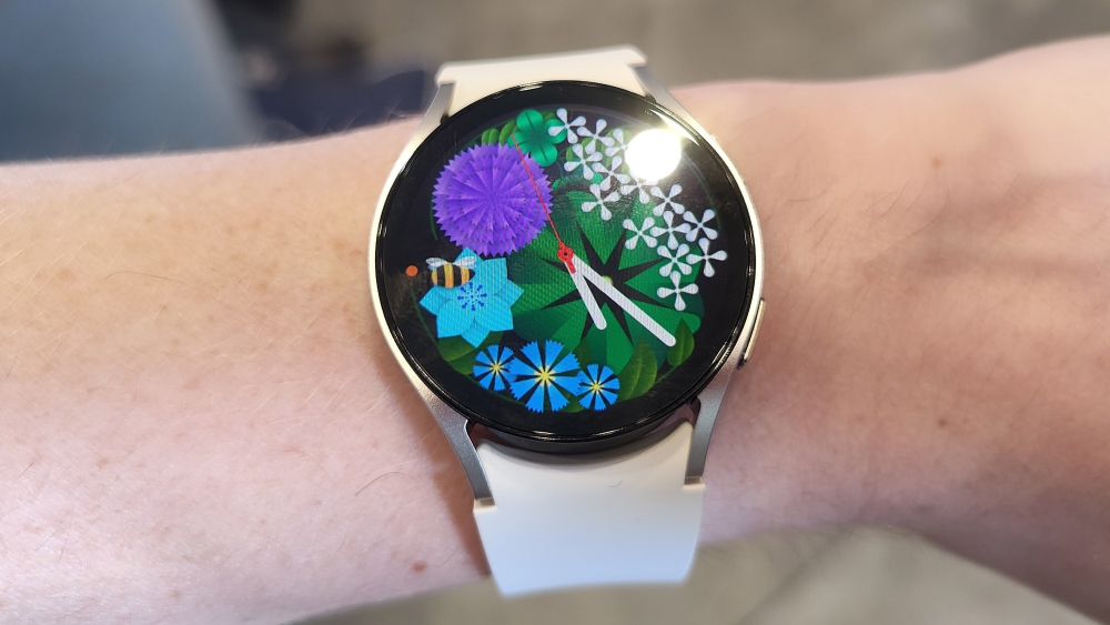 Trên tay và đánh giá nhanh Galaxy Watch6