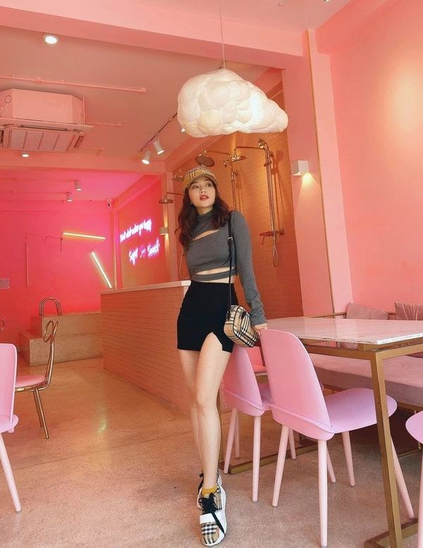 Tuyệt chiêu chụp ảnh “hack dáng” bằng điện thoại 